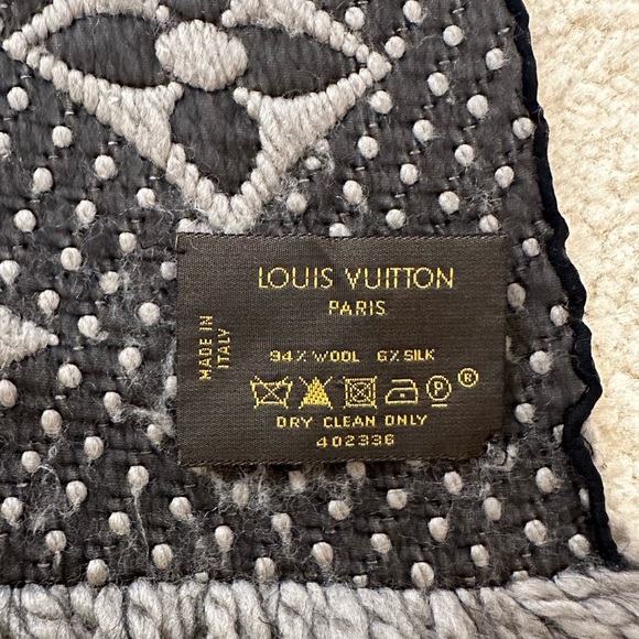 Louis Vuitton logomania wool scarf grey charcoal - Picture 3 of 5